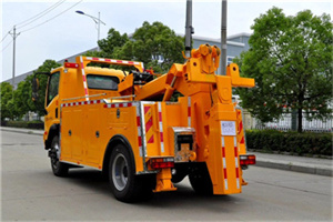 德清高速路拖车费